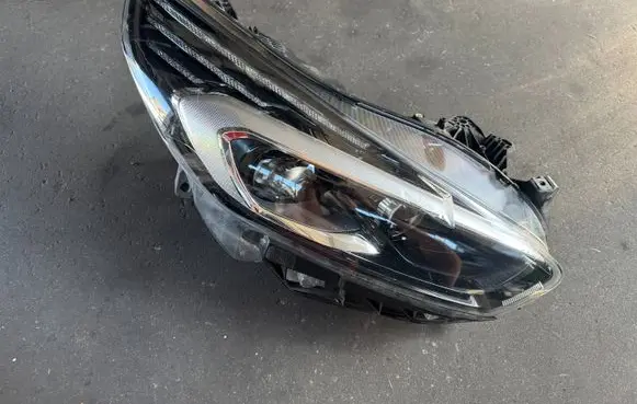 Ford S-MAX Headlight/headlamp EM2B13W029CR