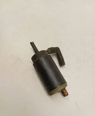 Audi 80 90 S2 B4 Windscreen/windshield washer pump 893955665