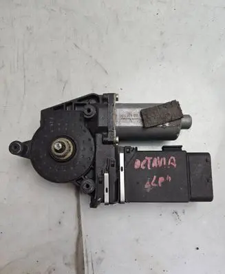 Skoda Octavia Mk1 (1U) Rear door window regulator with motor 104411302 S0202190903