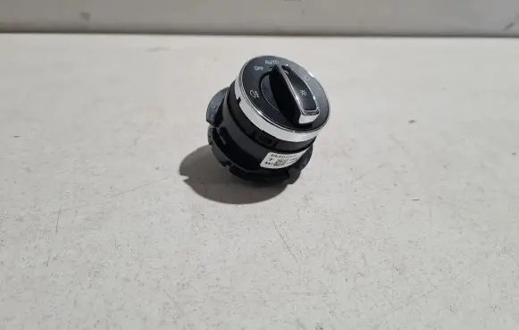 Porsche Macan (95B) Light switch 97061353309