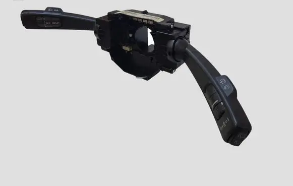 Volvo C30 Wiper turn signal indicator stalk/switch P30798629 T1029965