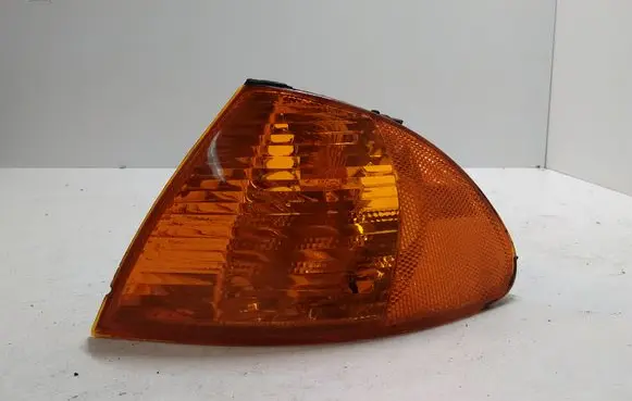 BMW 3 E46 Front indicator light