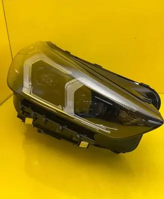 BMW X1 U11 Headlight/headlamp 5A9A232-01