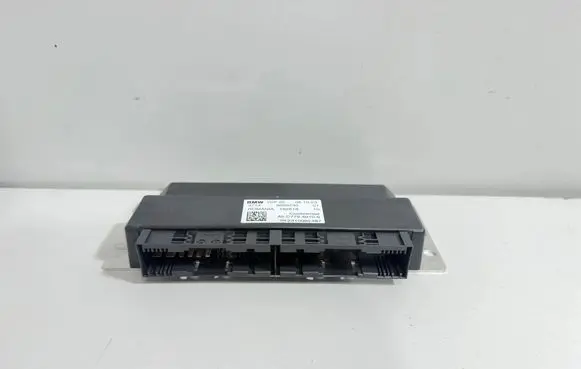 BMW X7 G07 Air suspension control unit module (rear) 8859730