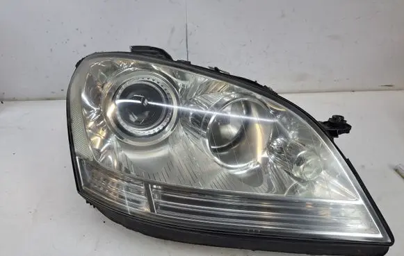 Mercedes-Benz ML W164 Headlight/headlamp