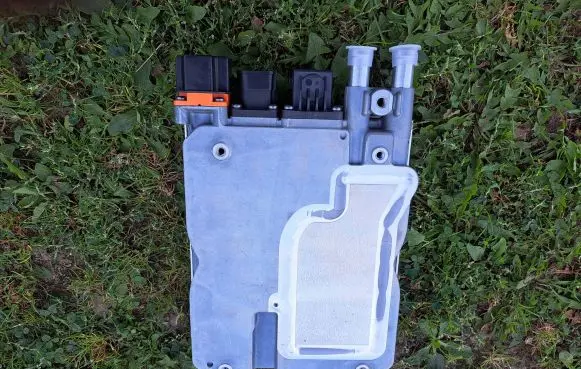 Audi RSQ3 Voltage converter/converter module 8B3907171A 01760249