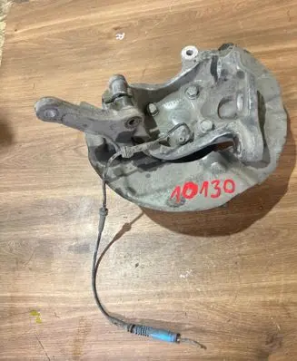 BMW 5 E60 E61 Front wheel hub 6760954