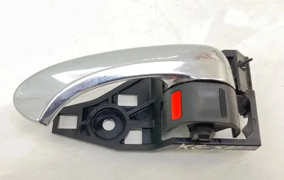 Toyota RAV 4 (XA30) Rear door interior handle trim 