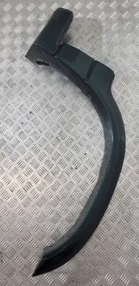 Suzuki Grand Vitara I Front arch trim 
