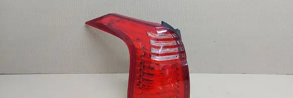 Peugeot 5008 Rear/tail lights 9672666580