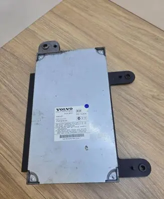 Volvo V70 Sound amplifier 31215612 021085 31215657