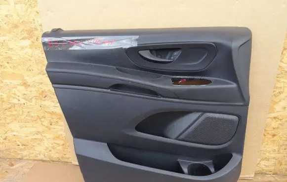 Mercedes-Benz Vito Viano W447 Front door card panel trim A4477606000 A4477200701