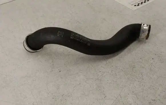 Mercedes-Benz C W204 Intercooler hose/pipe A2045011582 141406 6254123038P