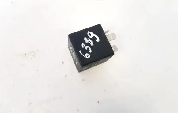 Volkswagen Touareg I Other relay 7l0927841