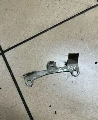 BMW 5 E60 E61 Muffler mount bracket/holder 780413004