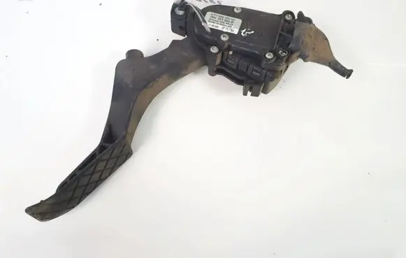 Volkswagen Transporter - Caravelle T5 Accelerator throttle pedal 8h1721503d 6pv008495-03