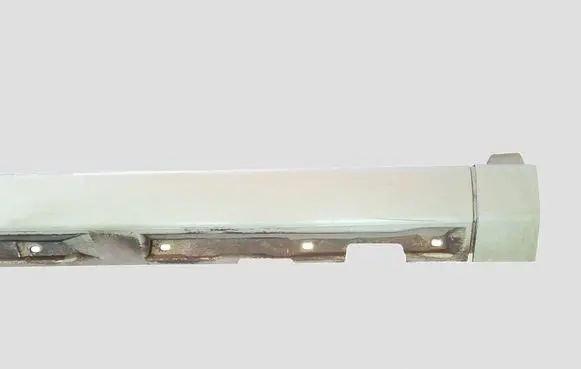 Volvo S40 Sill 8698095