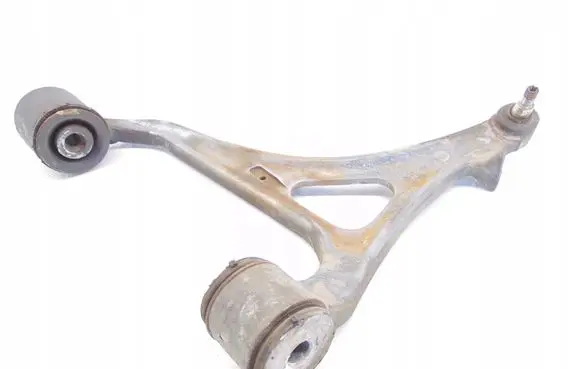 Mercedes-Benz C W203 Front control arm 2033330202