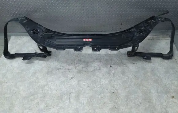 Top upper radiator support slam panel