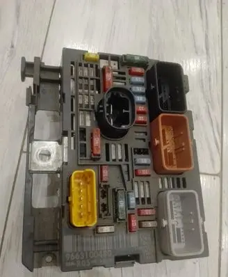 Peugeot 308 BSM Control unit 9663100480