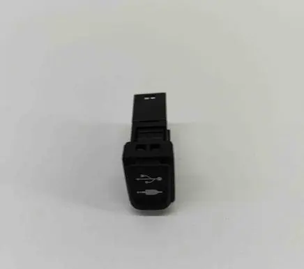 Toyota GT 86 AUX in-socket connector 86257CA000