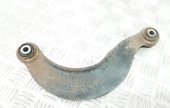 Rear control arm