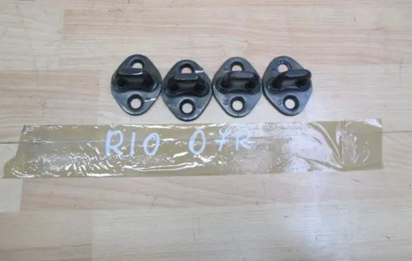 KIA Rio Front door lock loop/hook striker 