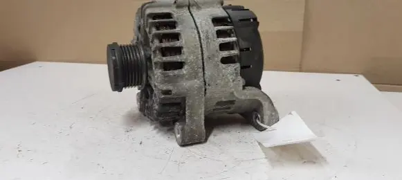 BMW 5 F10 F11 Generator/alternator 8507625 FG23S032 2608668D