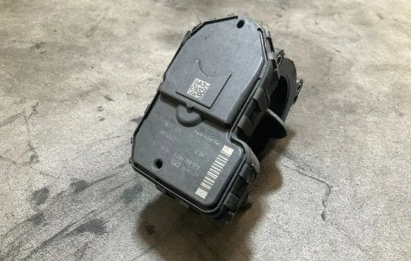 Mercedes-Benz Sprinter W906 Electric throttle body valve A6510900470 DK0040 0280750573
