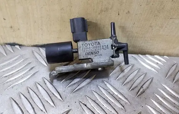 Lexus RX 330 - 350 - 400H Vacuum valve 2586020040 1846004240