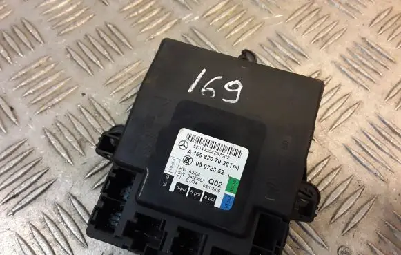 Mercedes-Benz A W169 Door control unit/module 1698207026 A1698207026