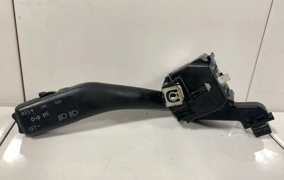 Volkswagen Touran I Indicator stalk 1K0953513A
