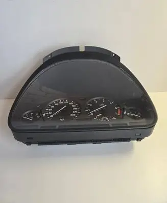 BMW 5 E39 Speedometer (instrument cluster) 87001329