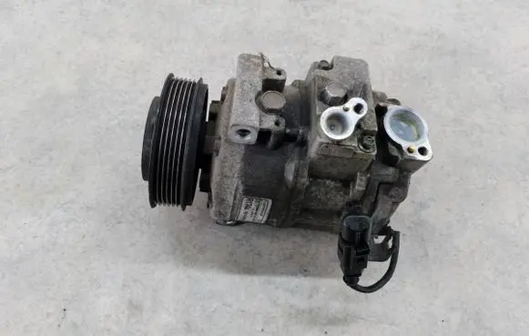 Seat Altea Air conditioning (A/C) compressor (pump) 7801030219