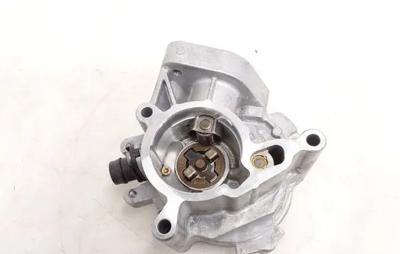 Audi A5 Vacuum pump 06N145100G 060623C23