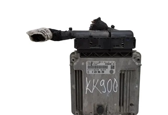 Volkswagen Touareg II Engine control unit/module 06E906023H 06E907309 0261S07100