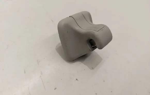 Sun visor clip/hook/bracket