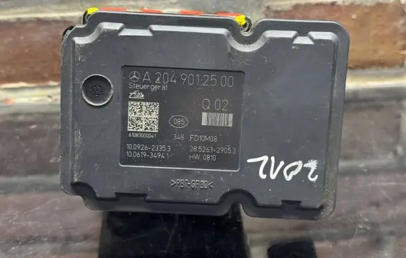 Mercedes-Benz C W204 ABS Pump A2044312012 10021204164 A2049012500