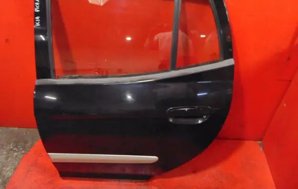 KIA Picanto Rear door