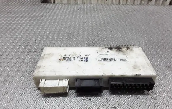 BMW 5 E39 Comfort/convenience module 61358376692 5DK007047