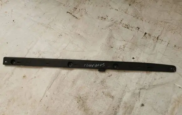 Volkswagen Sharan Sill supporting ledge 7N0853232 M6710