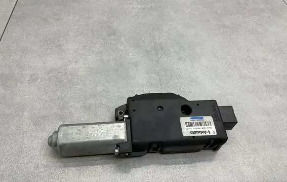 Nissan X-Trail T32 Sunroof motor/actuator 1724414A