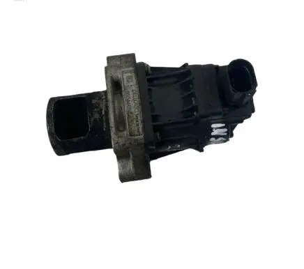 Opel Insignia A EGR valve 55566052