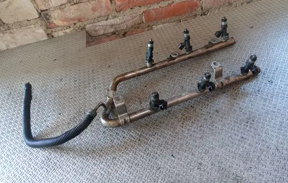 Fuel injectors set