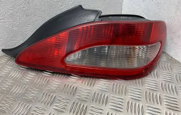 Peugeot 406 Rear/tail lights 2289D 6015