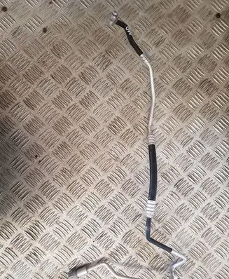Audi A4 S4 B9 Air conditioning (A/C) pipe/hose 8W1186720