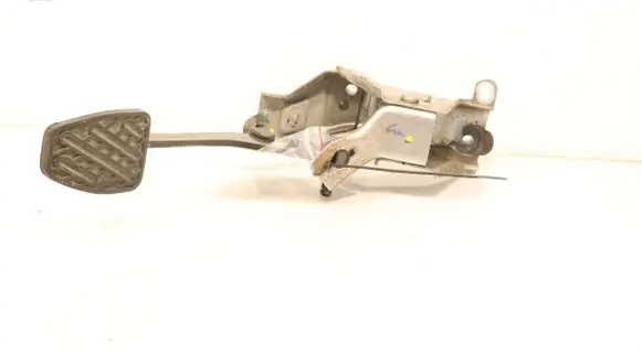 Nissan Micra K14 Clutch pedal 1517M