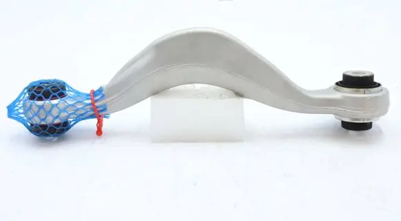 BMW M5 F90 Rear upper control arm/wishbone 6870536