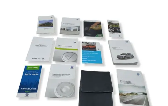 Volkswagen Tiguan Allspace Owners service history hand book 
