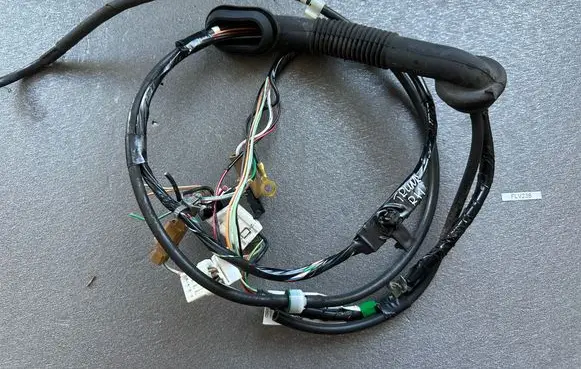 Nissan Patrol Y61 Tailgate/trunk wiring harness 24051VB920